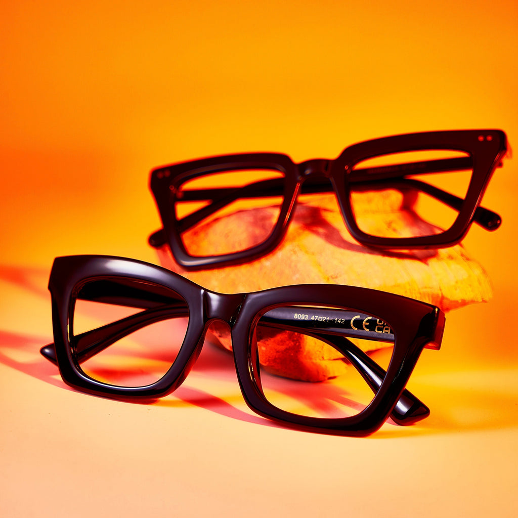 Do Black Frame Glasses Make You Look Younger?