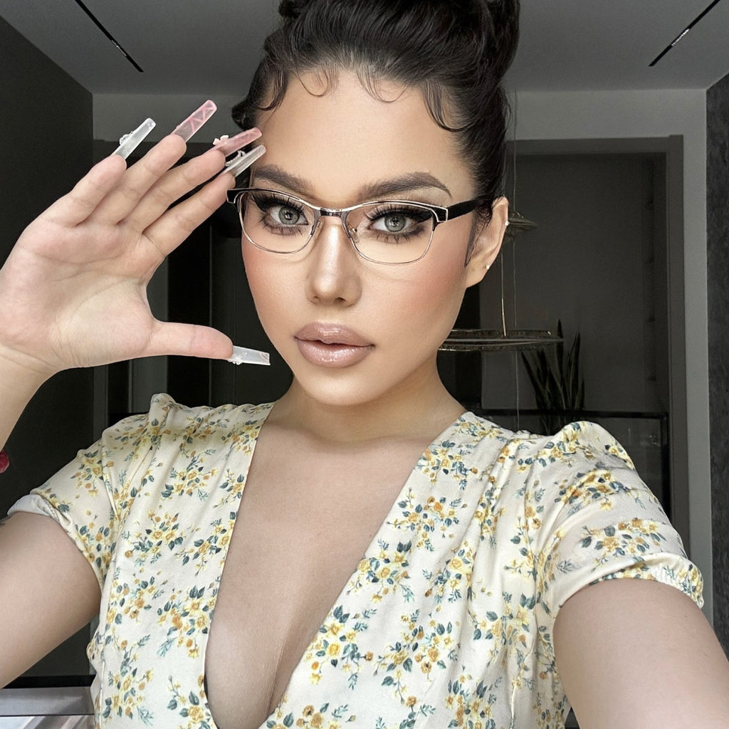 Who Looks Good in Rectangle Glasses?