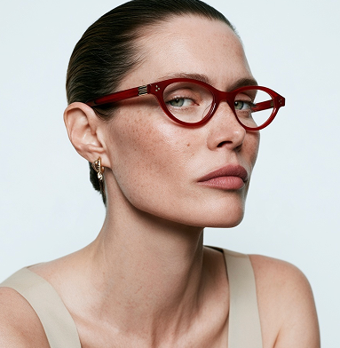 Women's eyeglasses